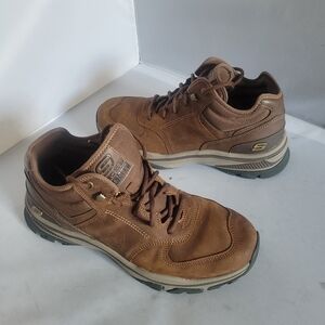 Size 10 Skechers Relaxed Fit  Memory Foam Ralcon Torado Men's Ankle Boots  BROWN